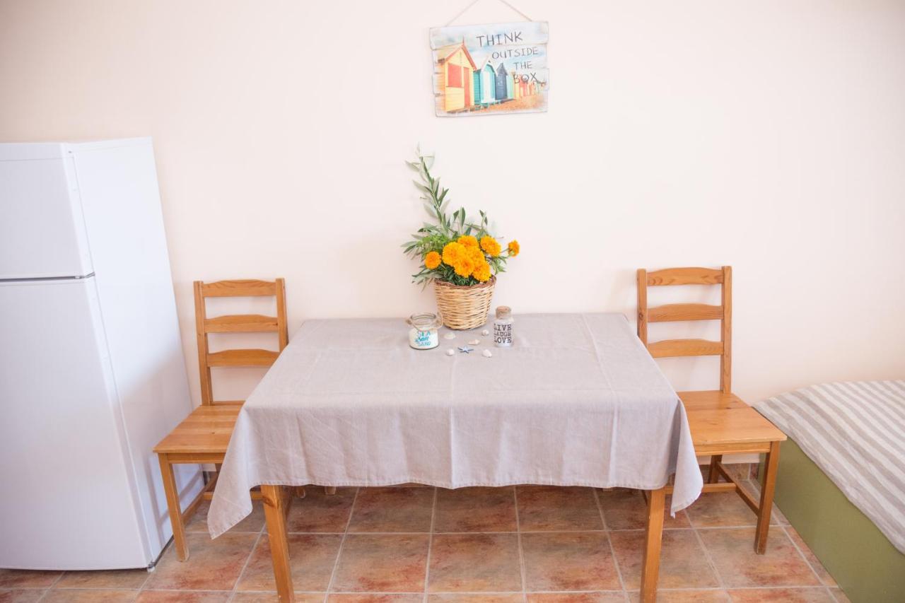 Appartamento Ktima Develekou Pigadhia  Esterno foto